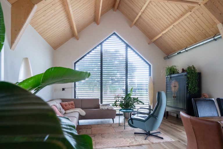 Duurzaam genieten in uw houten huis met veranda