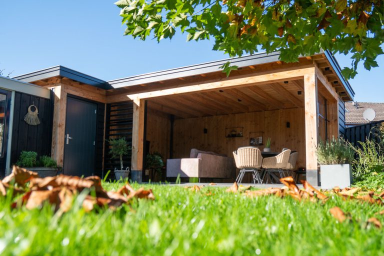 Houten tuinkamer