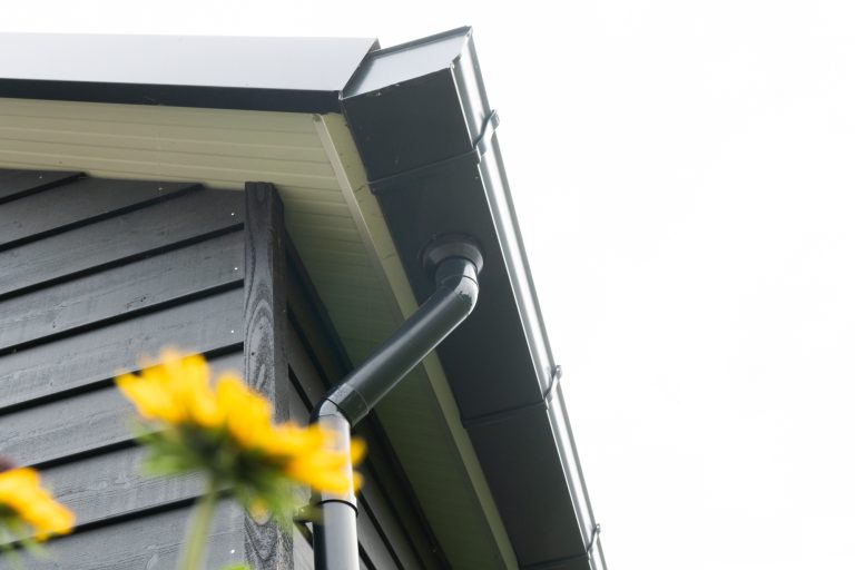 Waarom goed nadenken over het overstek overkapping detail?