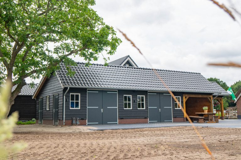 Houten garage kopen en monteren bij Geldersche Houtbouw