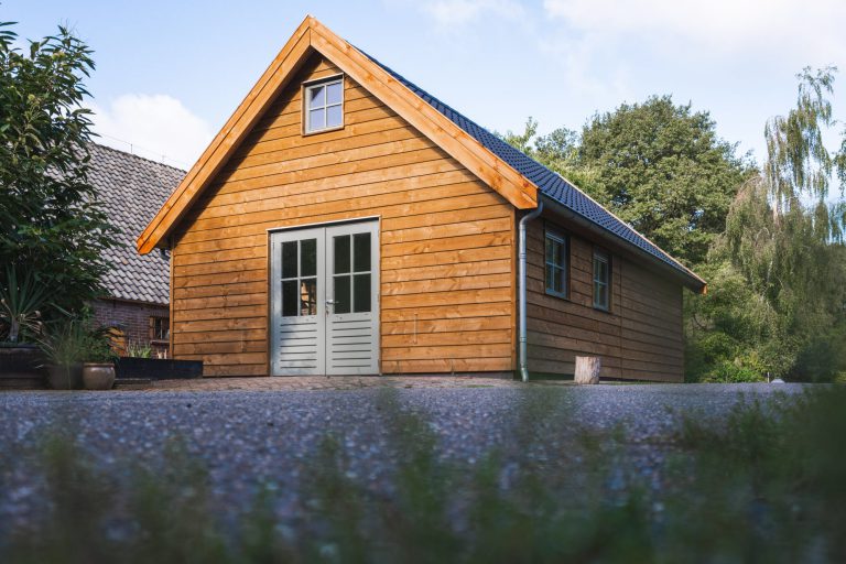 Landelijke houten schuur kopen bij Geldersche Houtbouw