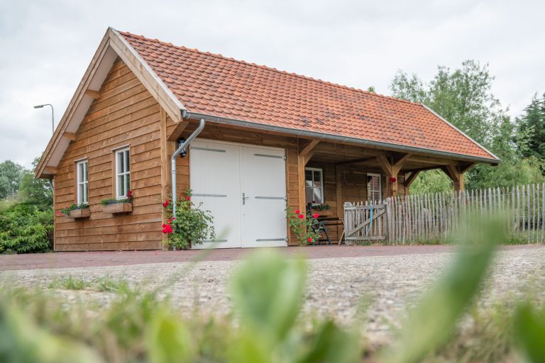 Garage overkapping in uw favoriete kleurenpalet