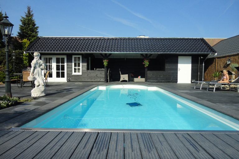 Houten poolhouse