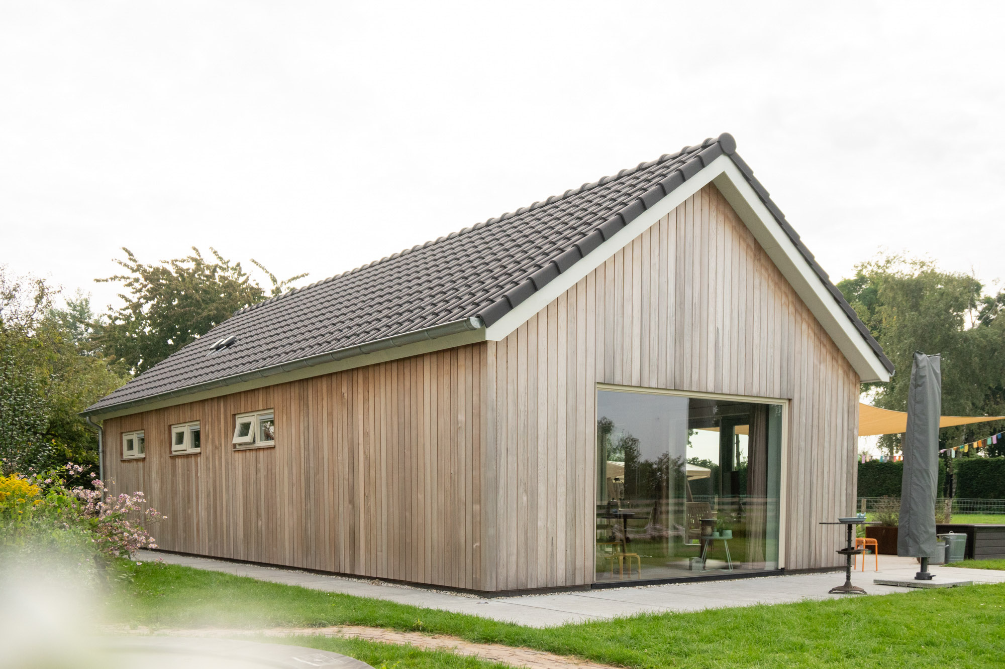 afbeeldingHouten bijgebouw