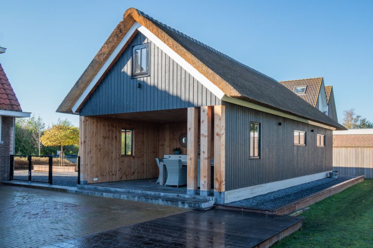 Houten tuinhuis met dak naar uw smaak