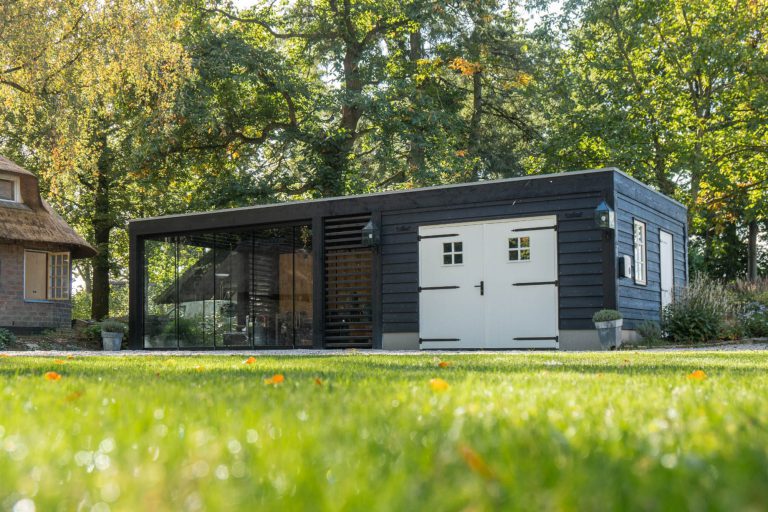 Houten tuinkamer