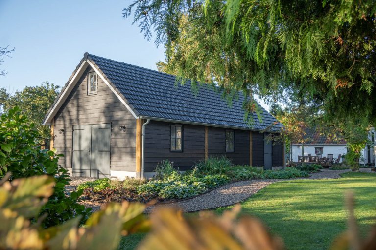 Houten tuinschuur in uw favoriete kleur