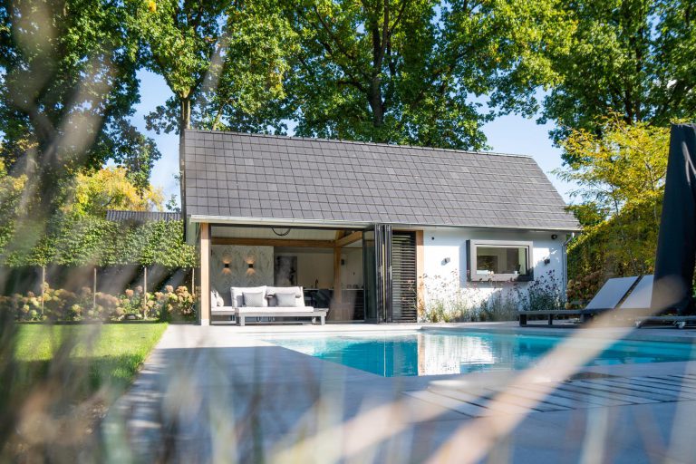 Houten poolhouse