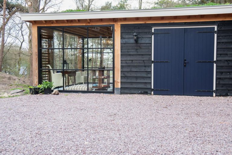 Houten tuinhuis met dak naar uw smaak