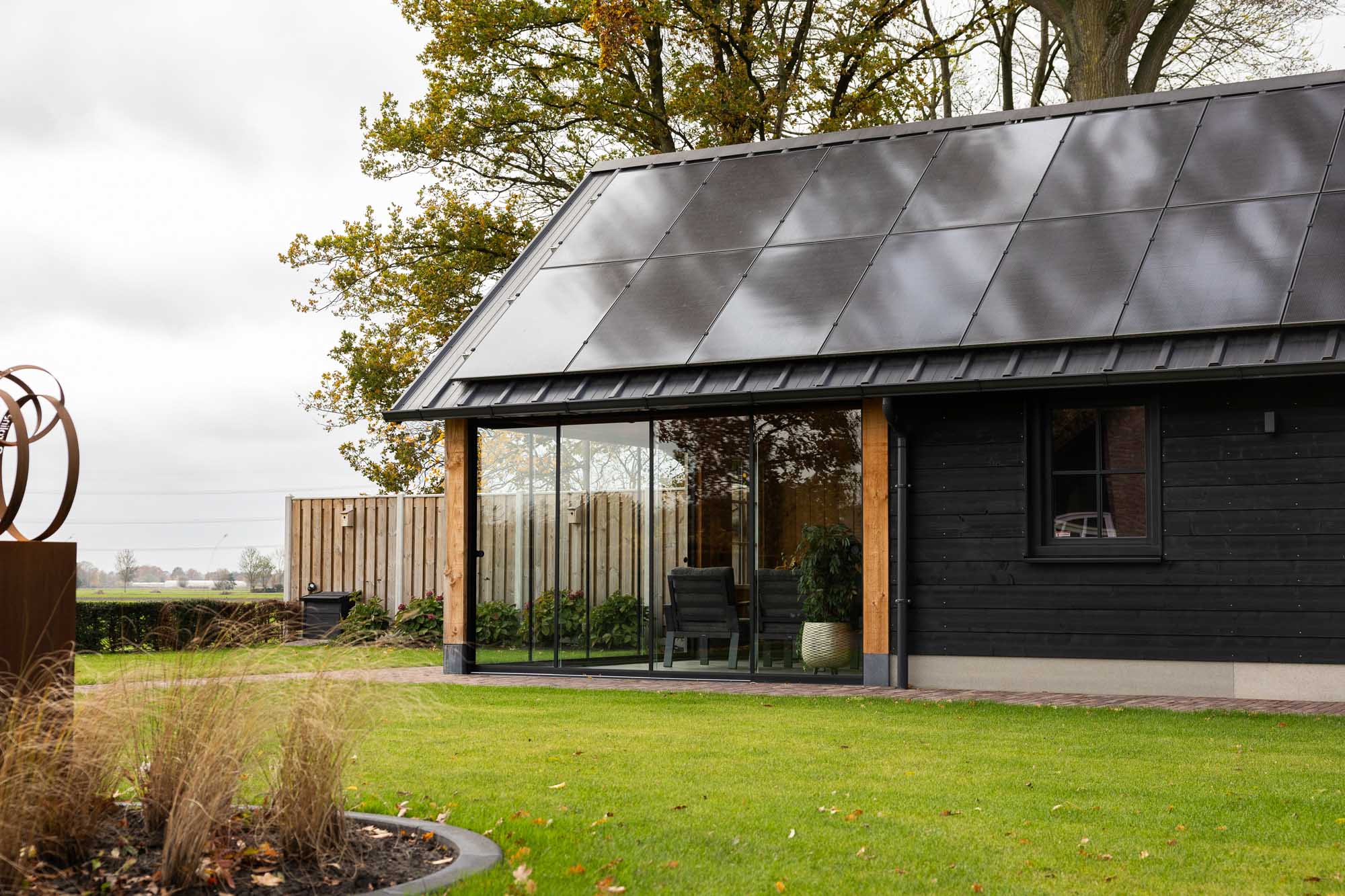 afbeeldingSchuur met overkapping Diepenheim