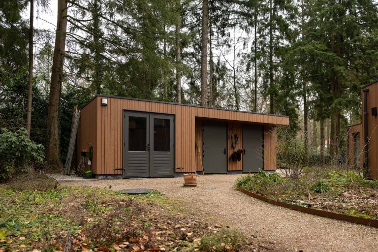 Houten schuur plat dak