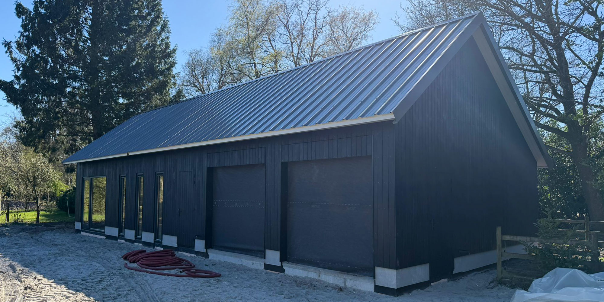 grote-schuur-met-garage