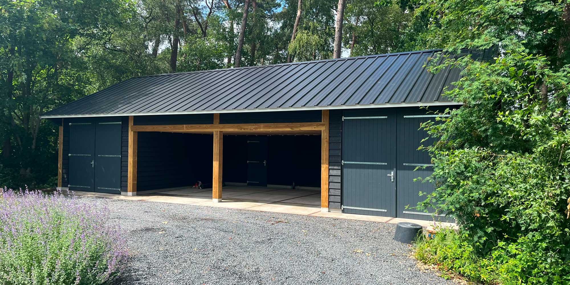 houten-schuur-met-garage-prefab