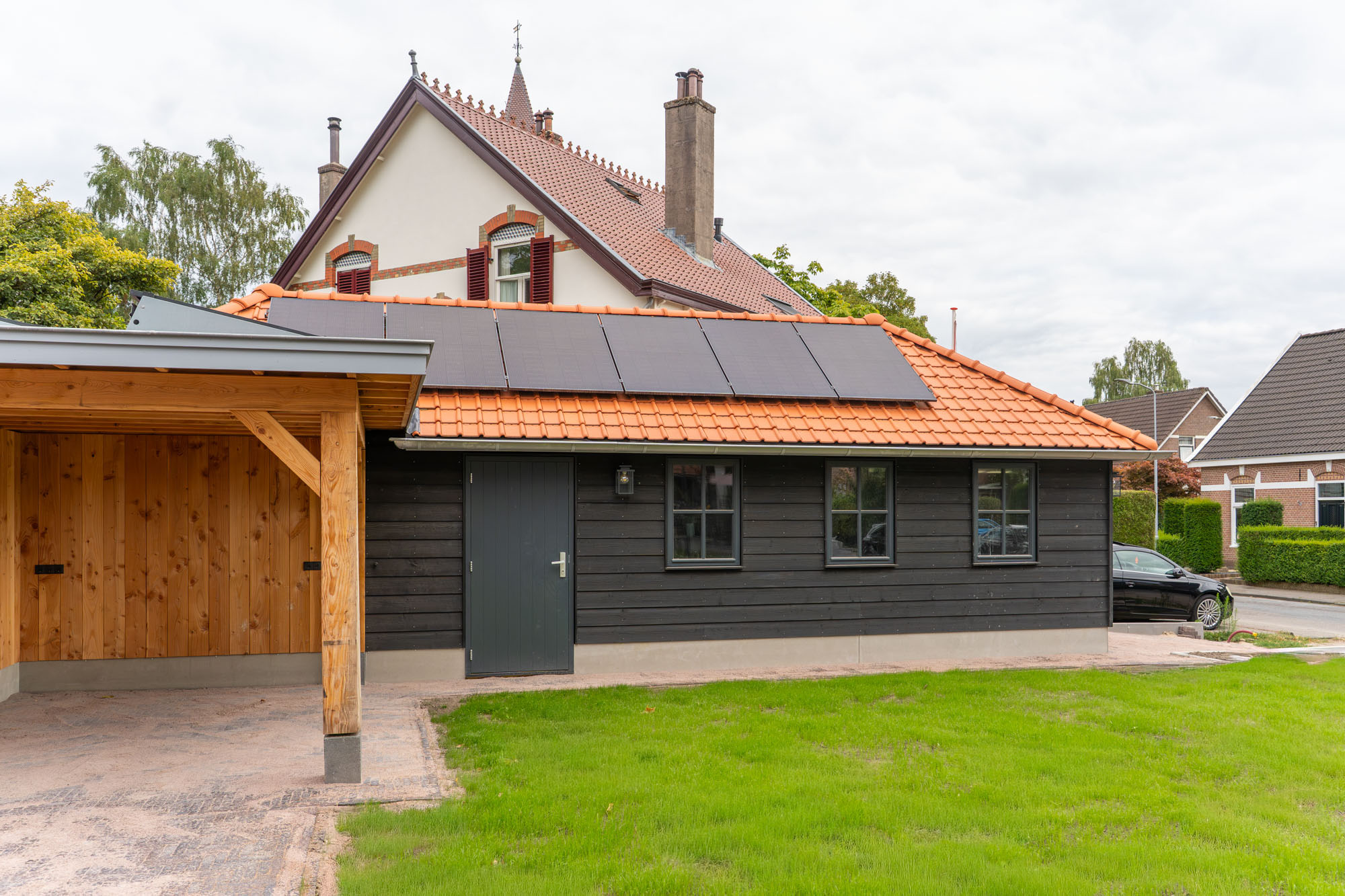 afbeeldingSchuur met overkapping Bilthoven