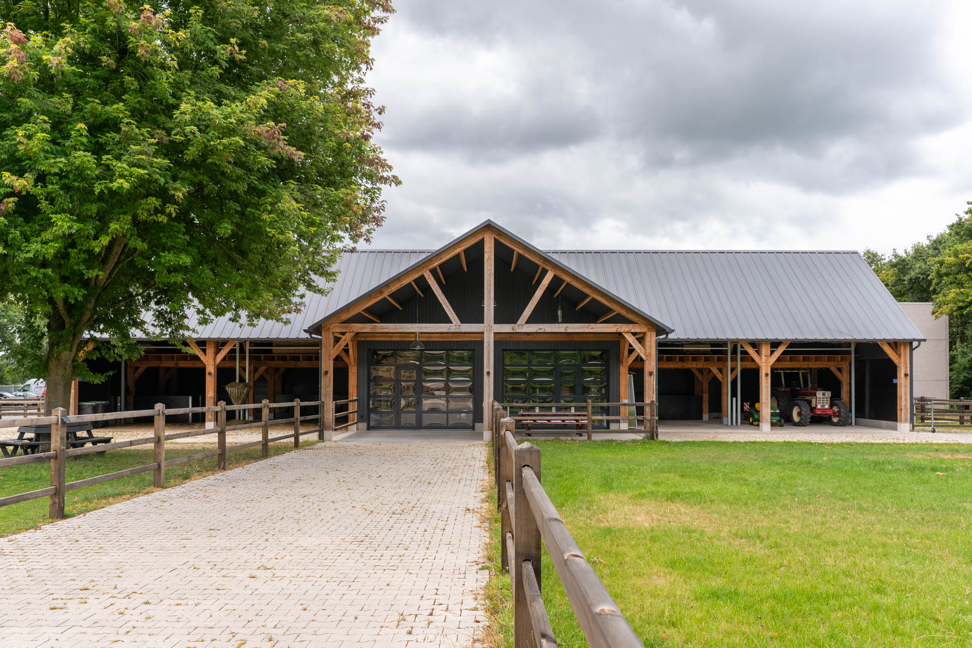 afbeeldingStal Tienhoven