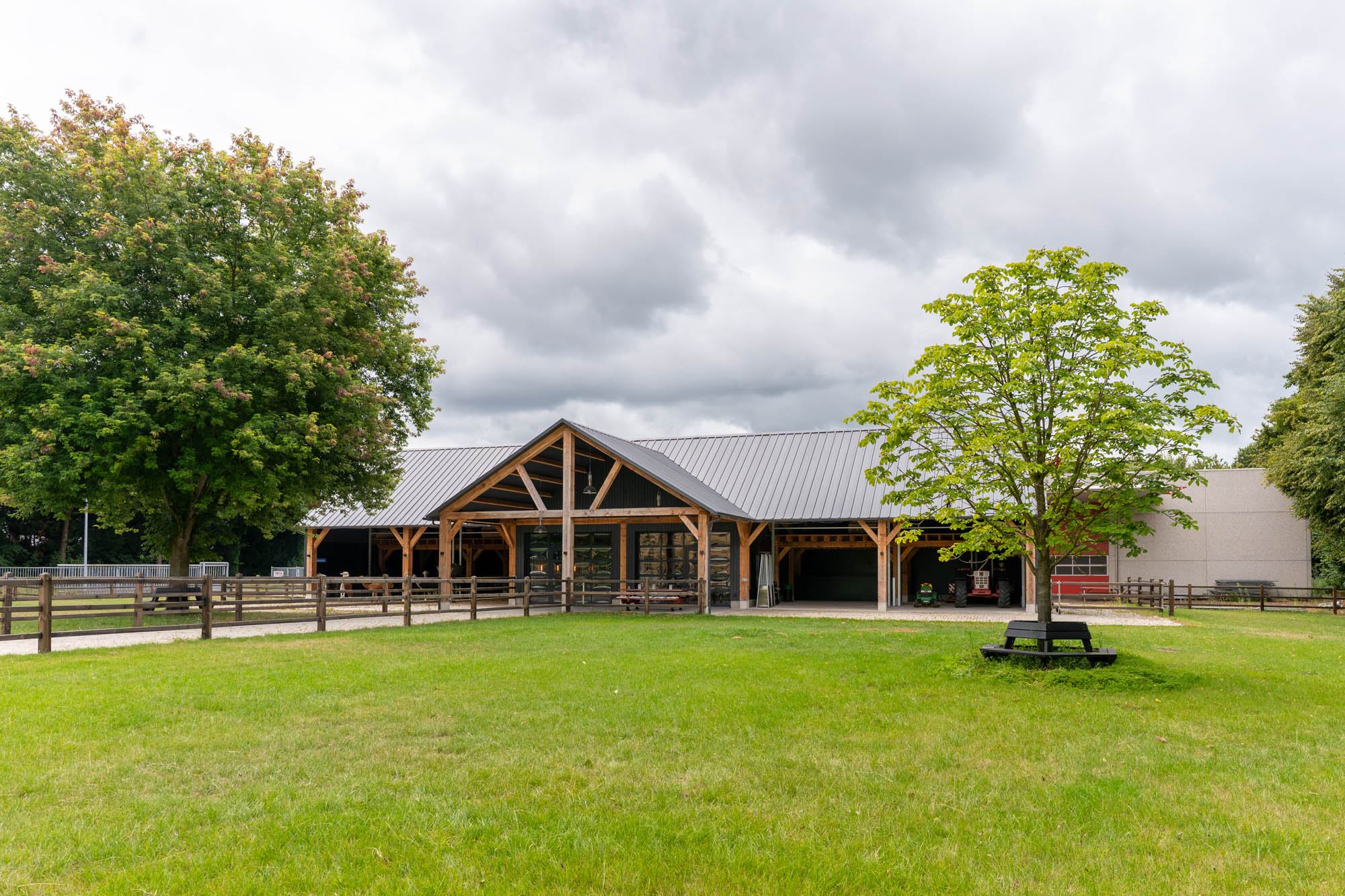 afbeeldingStal Tienhoven