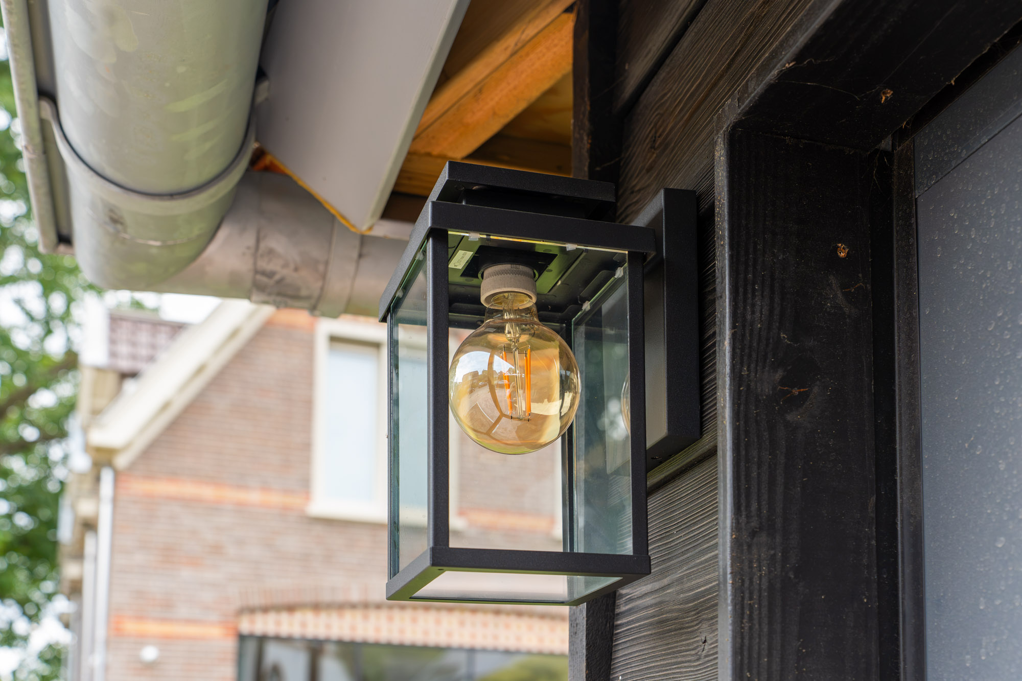 afbeeldingSchuur met overkapping Bilthoven